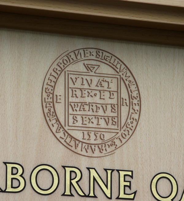 The design of the Sherborne School logo is based upon the 16th century Governors' seal